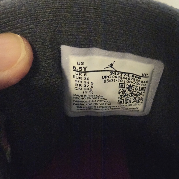 Jordan's High Top True Flight Women Size 8 Pink Black Original Box - Picture 5 of 12